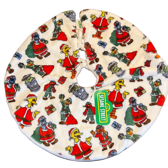 Sesame Street Other - Sesame Street Holiday Tabletop Tree Skirt Size 24" NWT